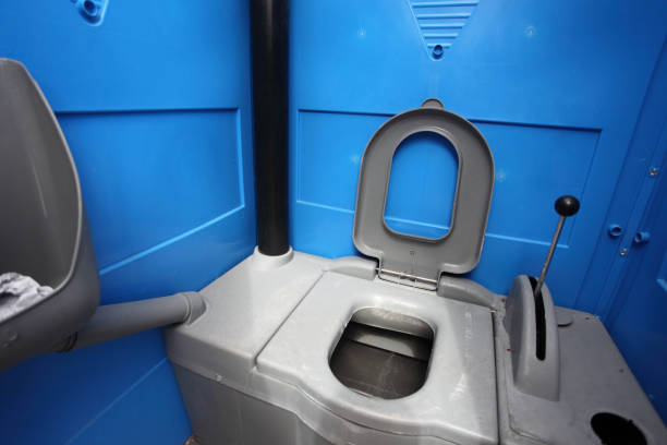 Portable Toilet Options We Offer in Rosewood Heights, IL